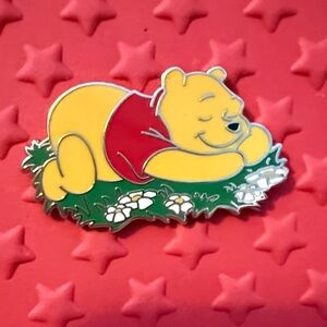 Disney Winnie the Pooh Sleeping Enamel Pin - Yellow, Red, Green